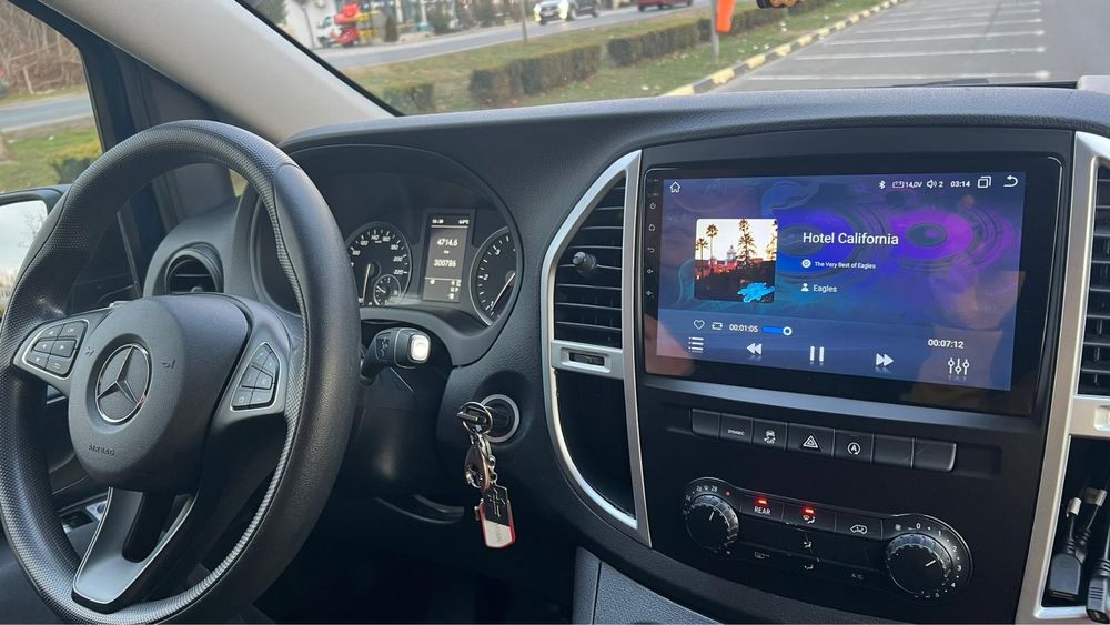 Mercedes Vito cu locuri