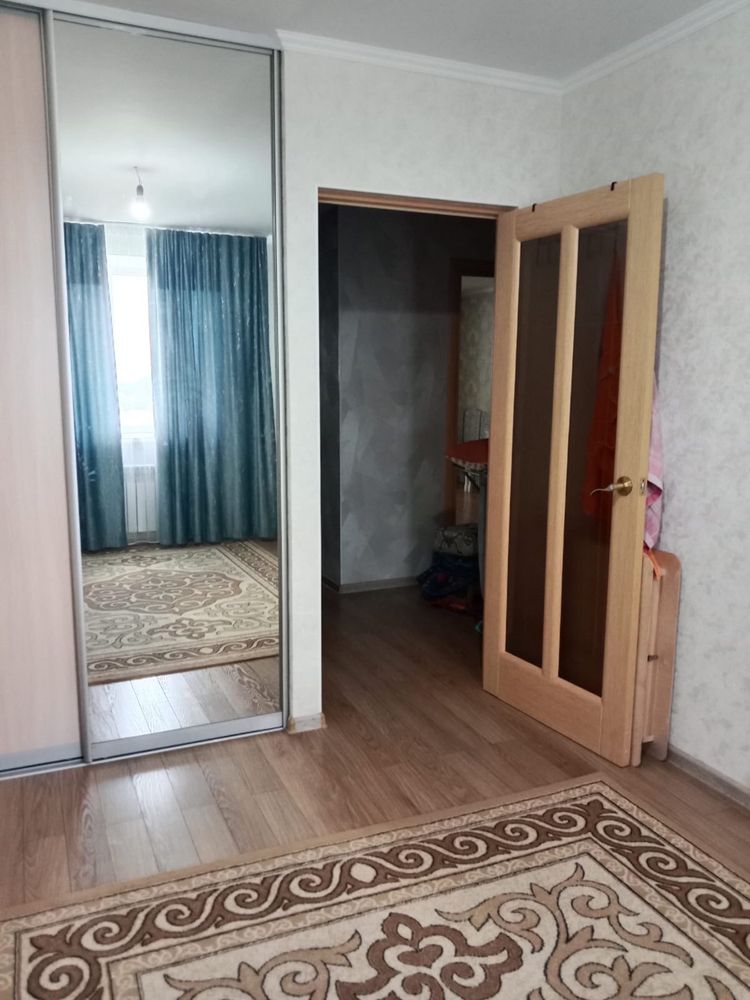СРОЧНО!!!Продам 3 к.кв 68 кв.м р-н 8 мкрн