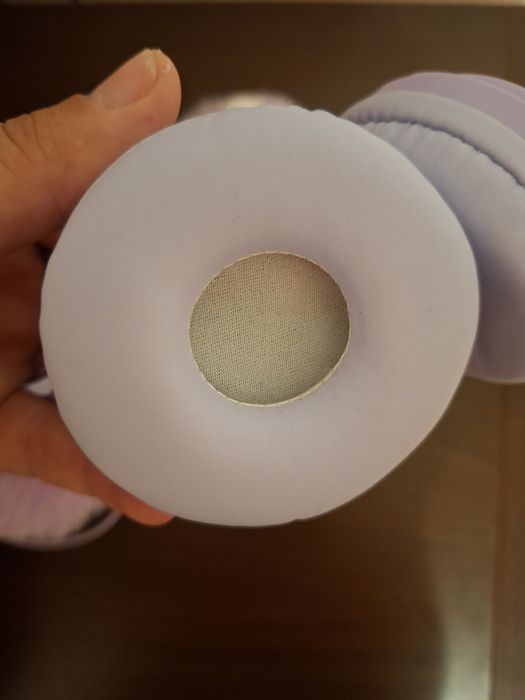 Vând casti pentru fetite