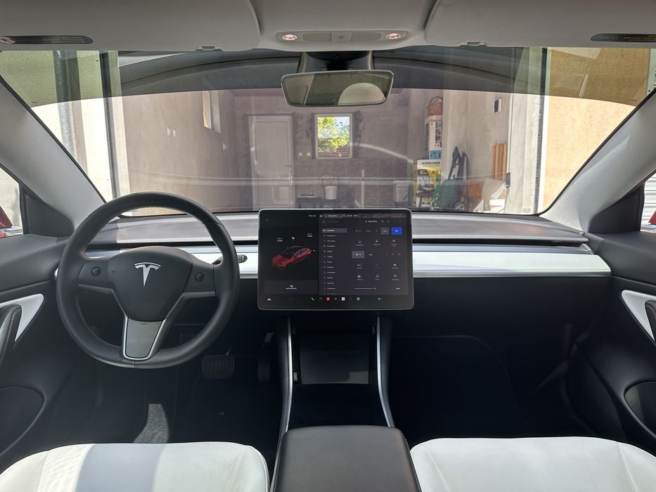 Tesla model 3 Long range 4x4