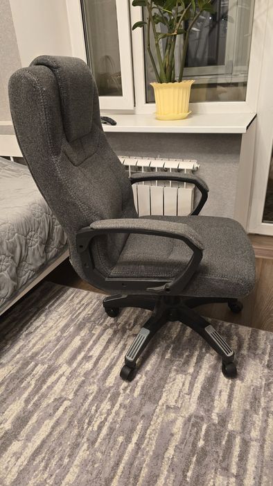 Компьютерное кресло ZETA Гермес, серый