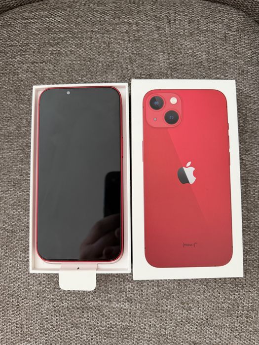 IPhone 13 red 128 GB