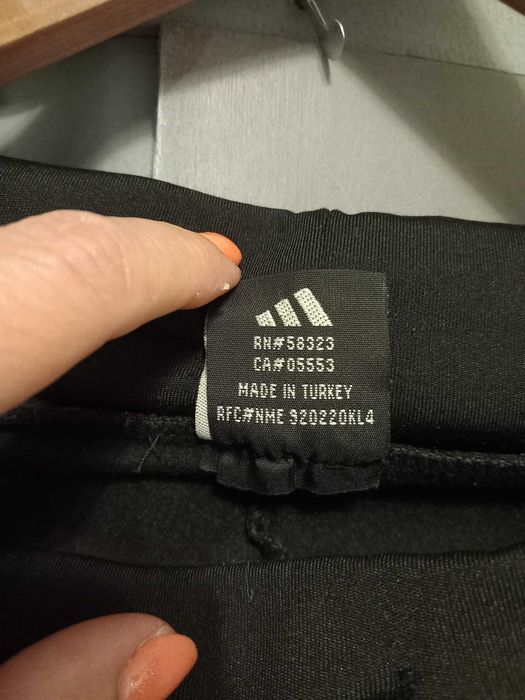 Оригинален спортен панталон Adidas Originals – M (за ръст 145–160 см.)