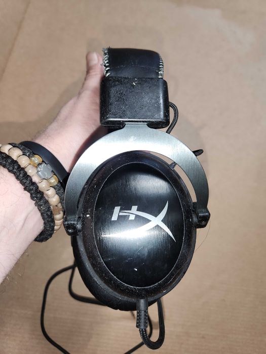 Casti Gaming Hyper X Cloud 2 + placa de sunet aferenta