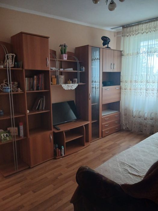 Vand apartament 4 camere  oras Vaslui
