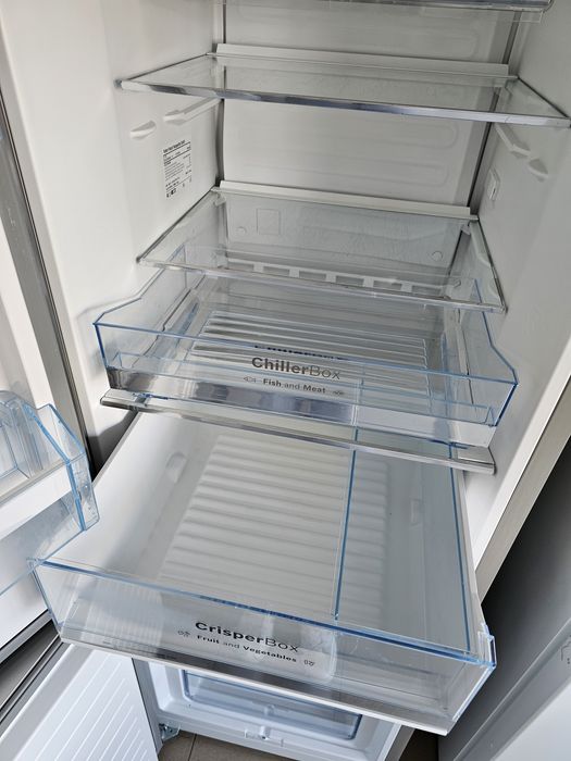 Хладилник с фризер BOSCH