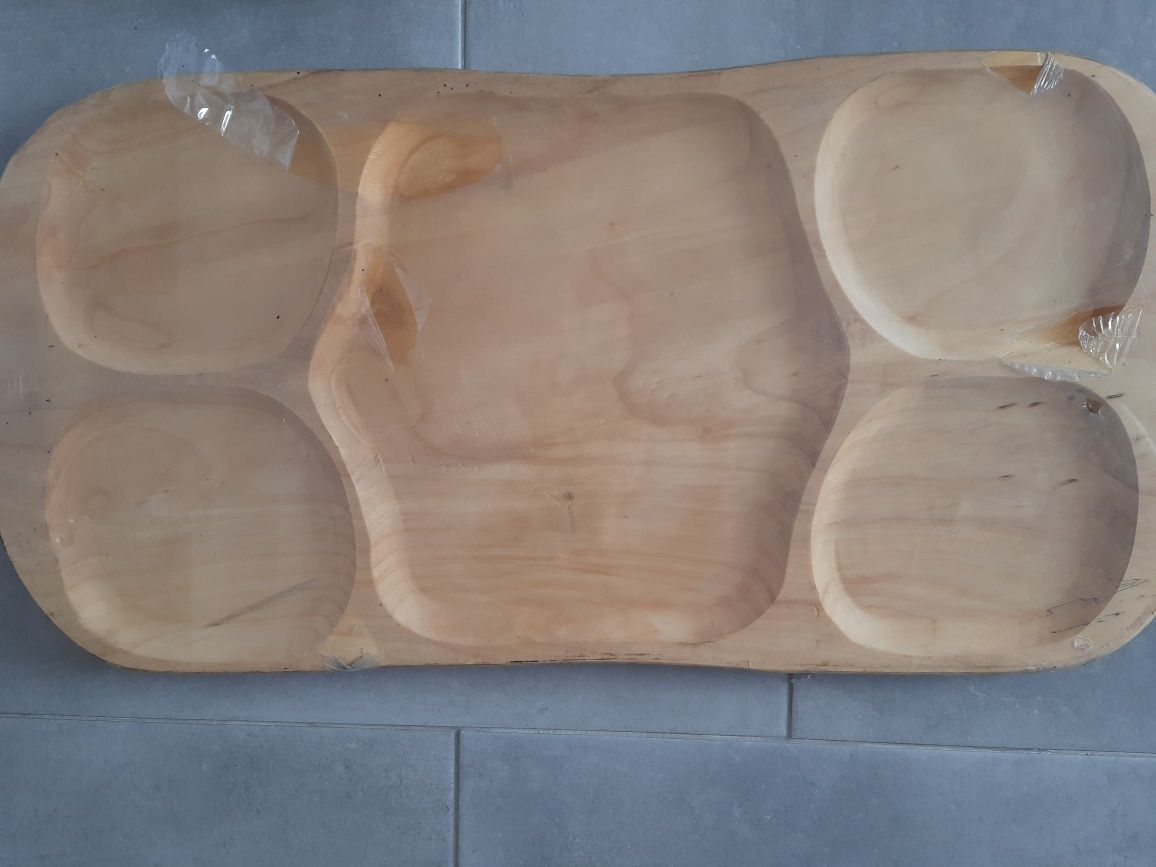 Platouri din lemn