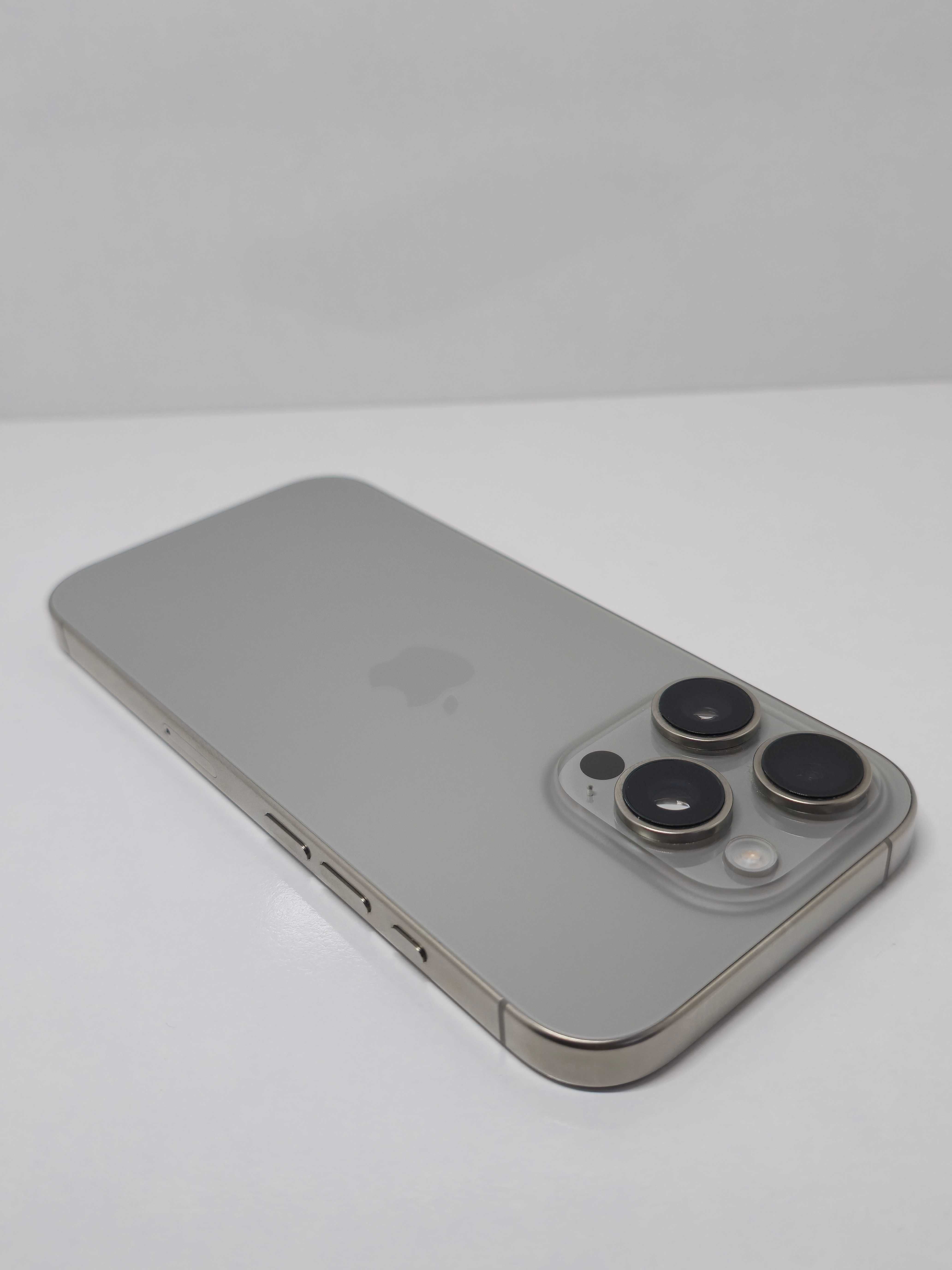 iPhone 16 Pro 128GB Natural Titanium