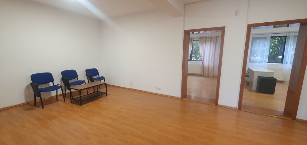 Închiriez vila zona Blascovici ( Balta verde)