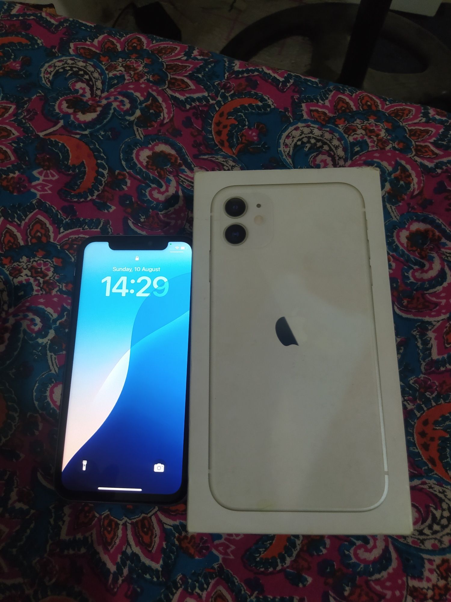 Iphone 11 64GB kar doʻk. Bor.abmen iphonelarga kelishamiz