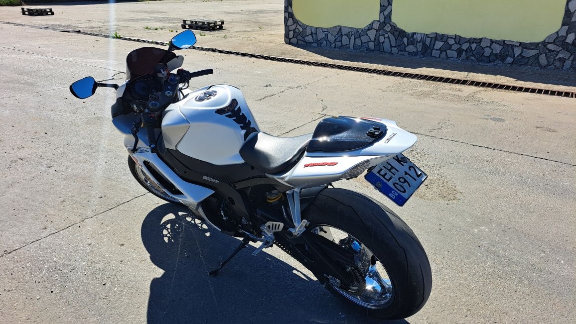 Suzuki gsxr 1000