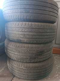 Продам комплект шин 225/65r17