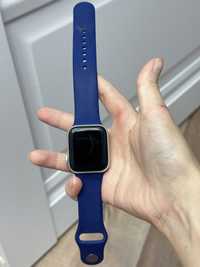 Часы Apple watch  Se 2021 года