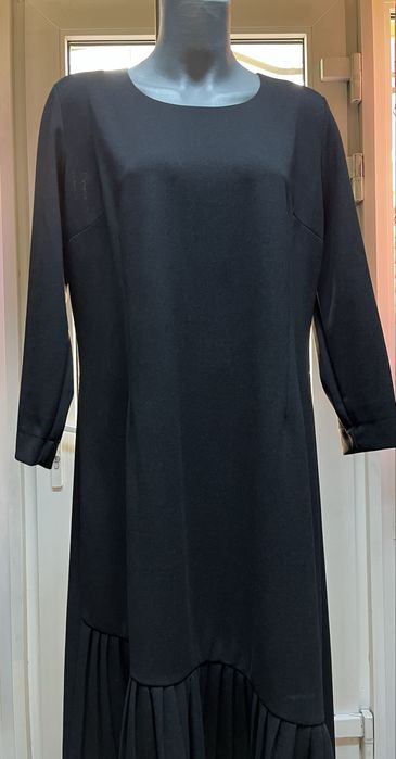 Rochie neagra noua marimea 44-46