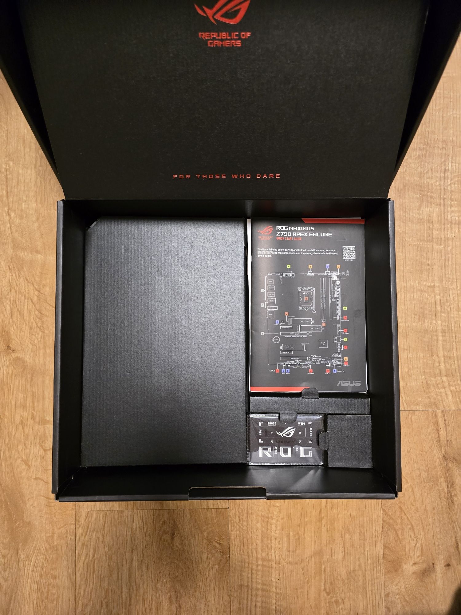 Asus ROG Maximus Z790 Apex Encore