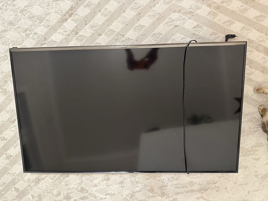 Телевизор смарт Samsung, выгодное предложение, срочно