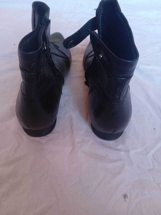 Обувки дамски естествена кожа чисто нови