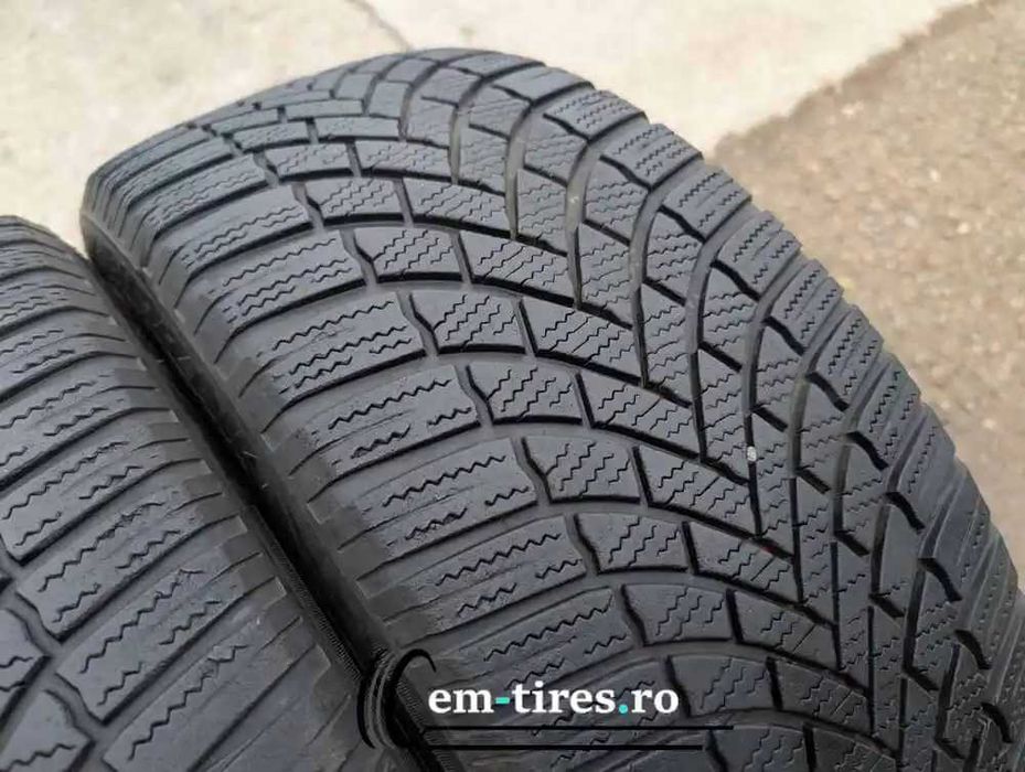 SET 4 Anvelope Iarna 225/55 R18 BRIDGESTONE Blizzak LM005 102V