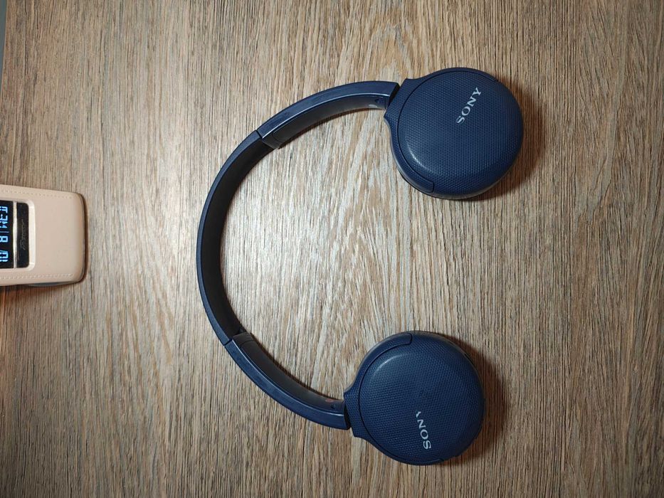 Безжични слушалки Sony WH-CH510