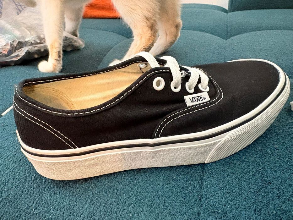 Adidasi Vans 36.5