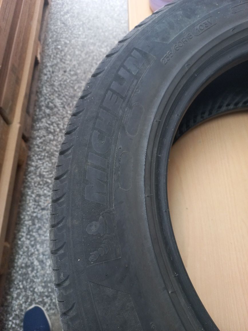 4 бр. Летни гуми Michelin latitude 235/60/18