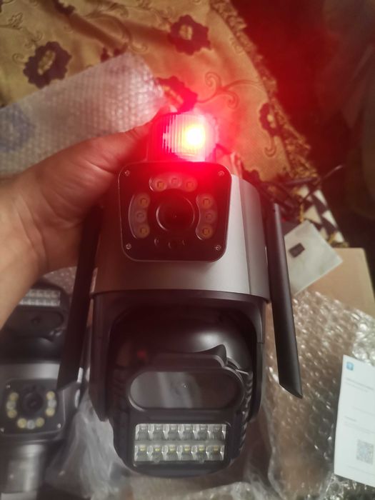 Camere de supraveghere profesionale cu microfon și card 32gb inclus.