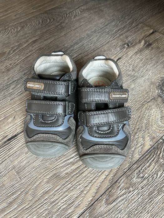 Biomecanics кожени маратонки