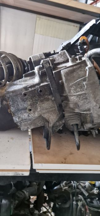 Vând cutie viteze renault Clio 1.5 an 2005