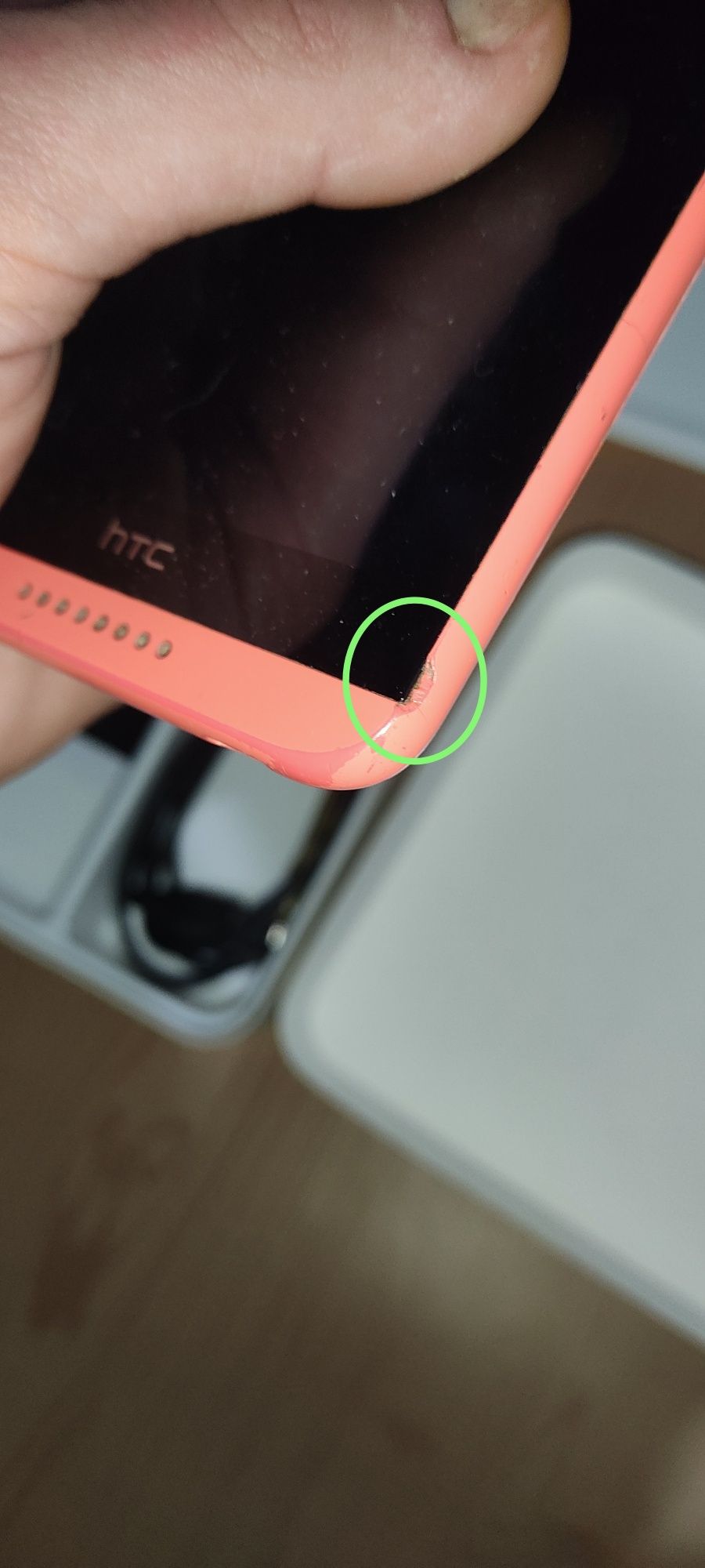 Продам смартфон HTC Desire 816