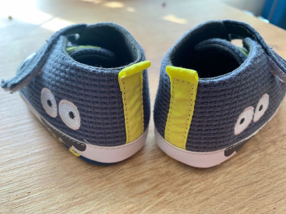 Бебешки маратонки 9-12 месеца