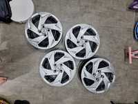 Продам диски штампованные новые с колпаками от hyundai r15