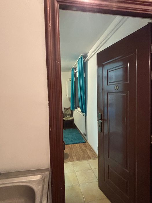 Proprietar, închiriez garsonieră, Girocului.