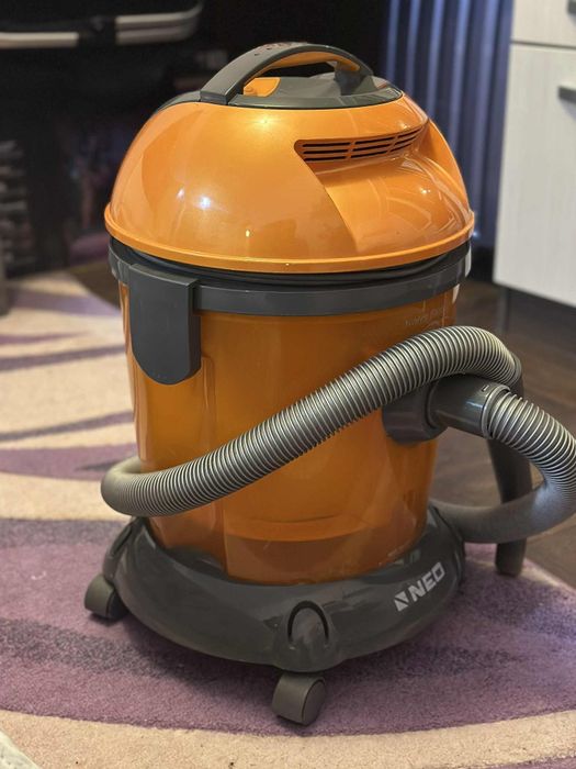 Прахосмукачка NEO