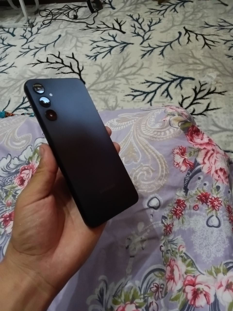 Samsung M14 64 gb holati ideal