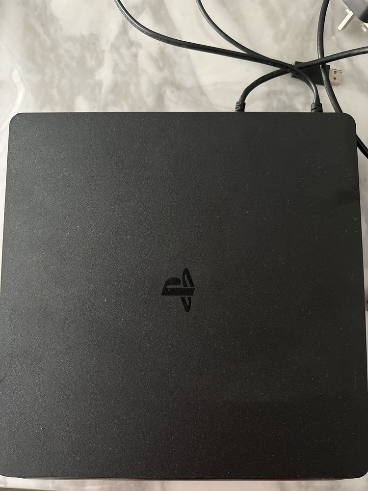 Playstation 4, в отлично състояние