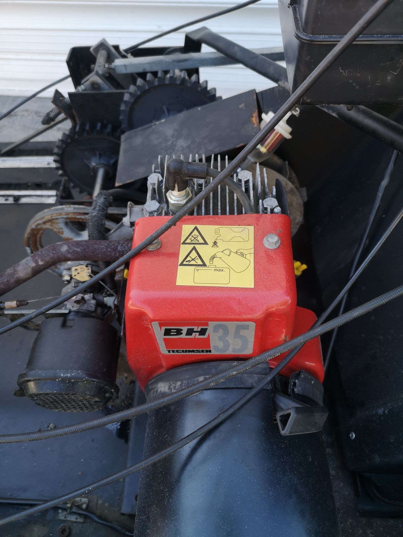 Метачна Машина Karcher KSM950 Самоходна Бензинова Метачна
