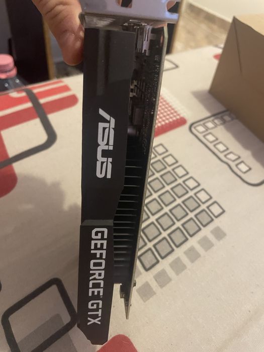 Gtx 1650 asus OC edition 4gb curata fara praf,functionare perfecta