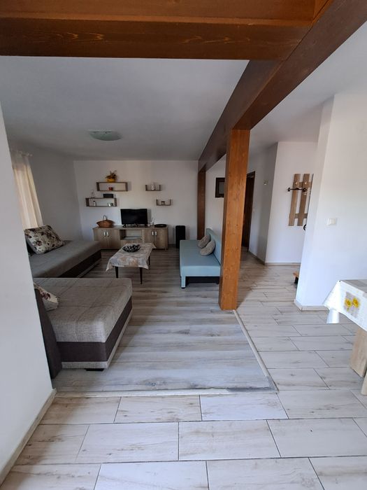 Cabana de închiriat