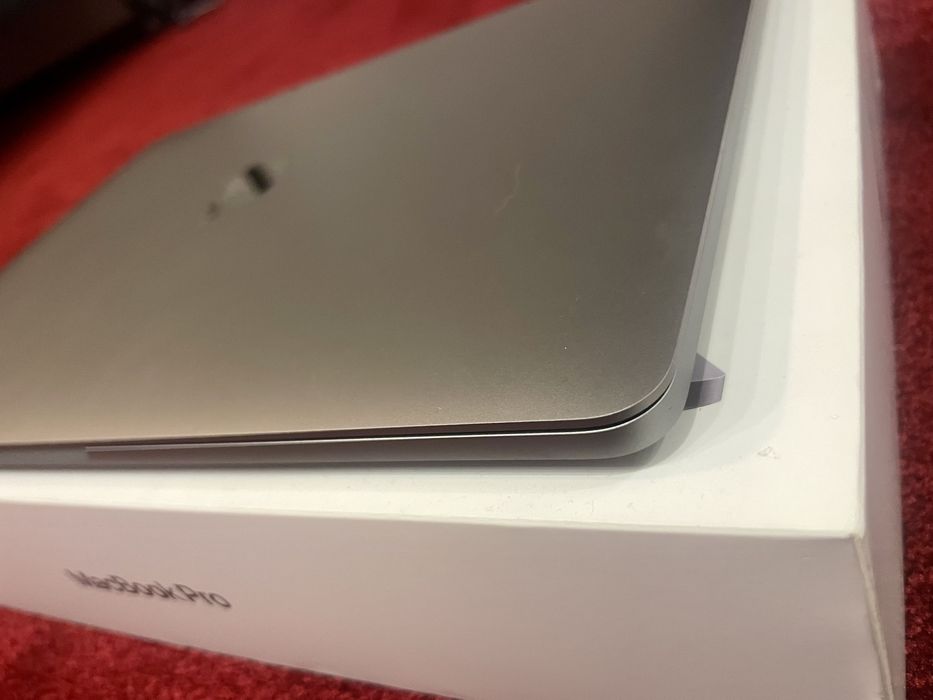 Macbook Pro 13" M1, 16gb ram, 512 ssd impecabil