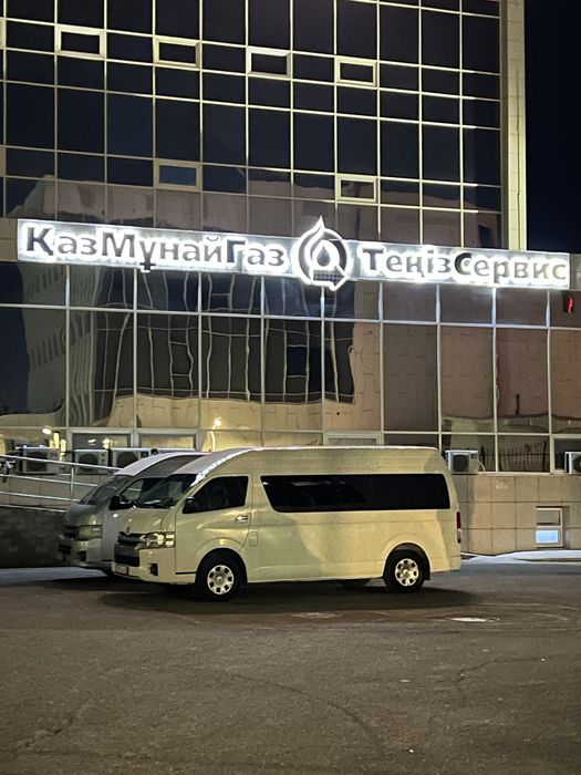 Услуги аренда микроавтобуса Тайота Хайс