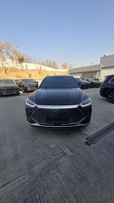 BYD Song plus dm-i (гибрид) nasiya savdoga beriladi.