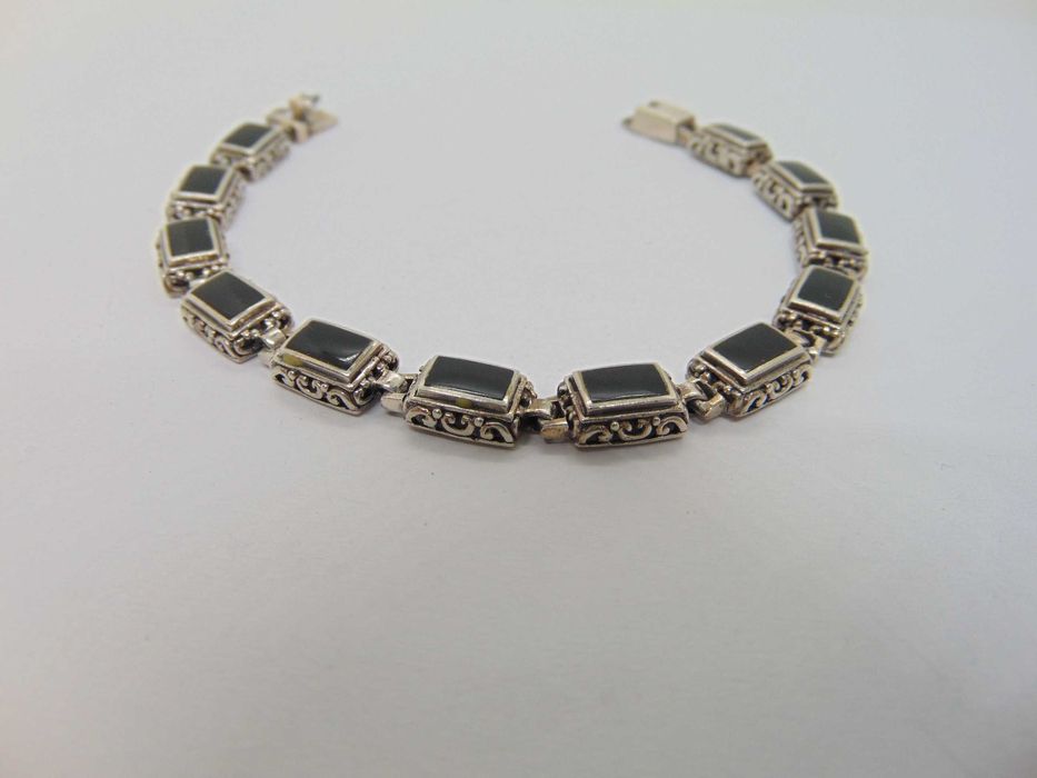 Bratara din argint cu onix