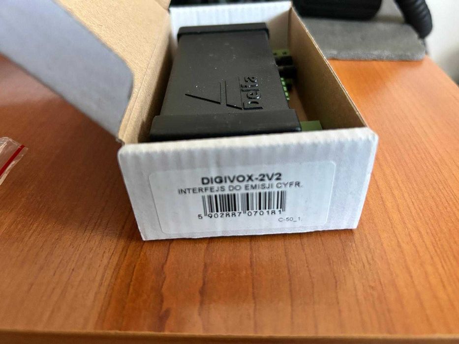 INTERFAȚĂ pentru transmisii digitale DIGIVOX-2V2 cu cabluri