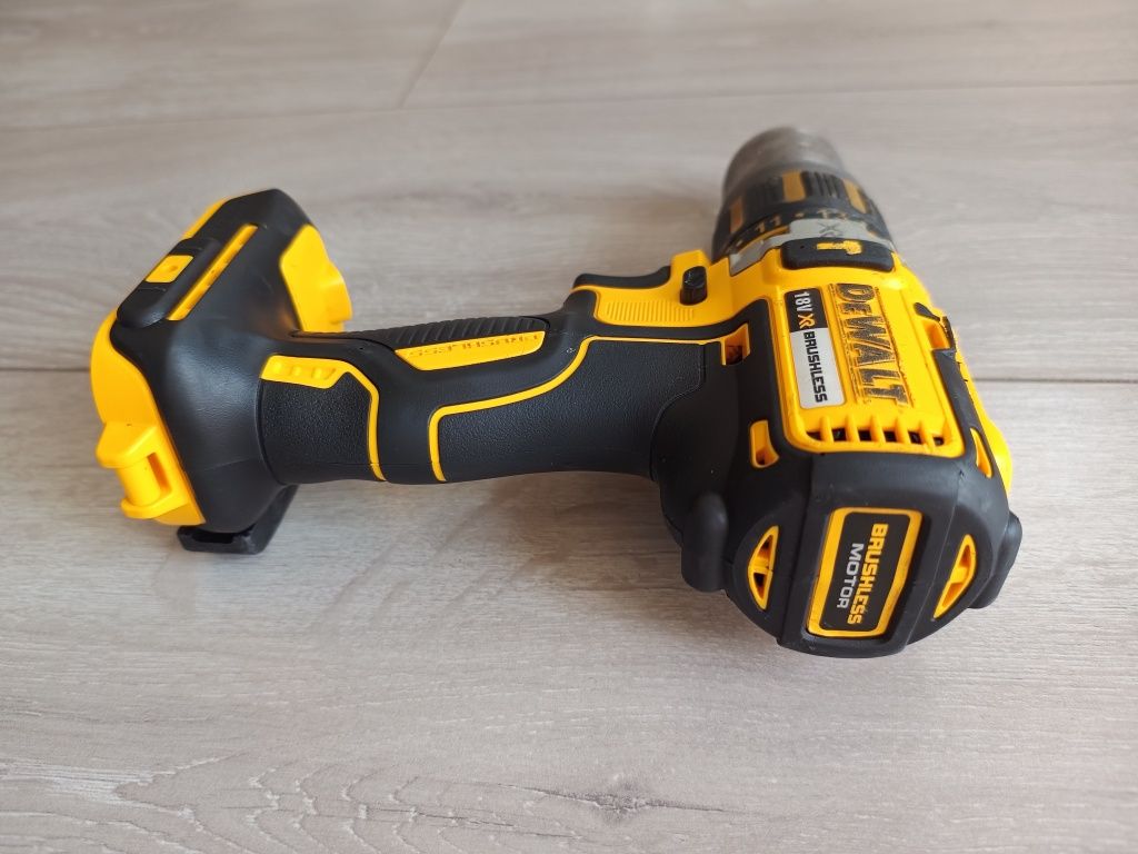 DeWalt DCD795 bormasina cu percutie