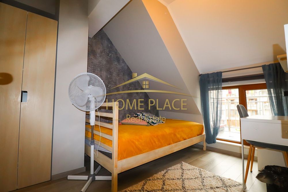 Дава се под наем Тристаен апартамент в Варна, Център - 84 кв.м за 1632 € - Снимка #3