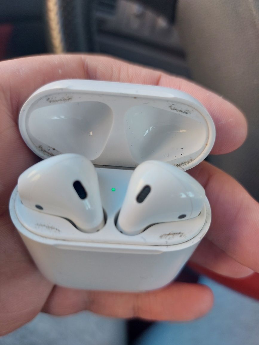 Apple Airpods 2 generation