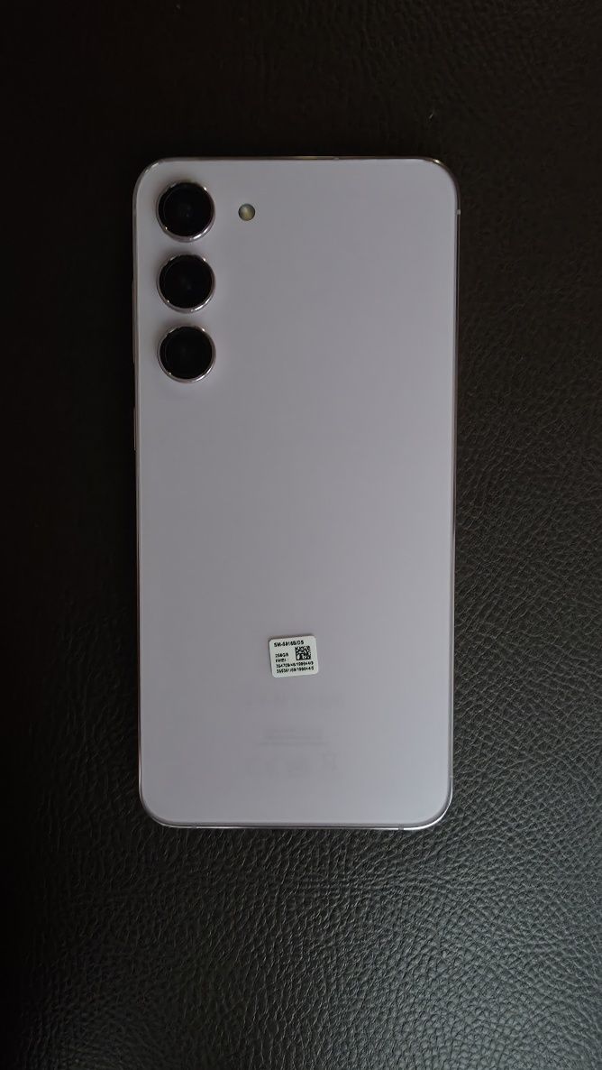 Samsung Galaxy S23 plus