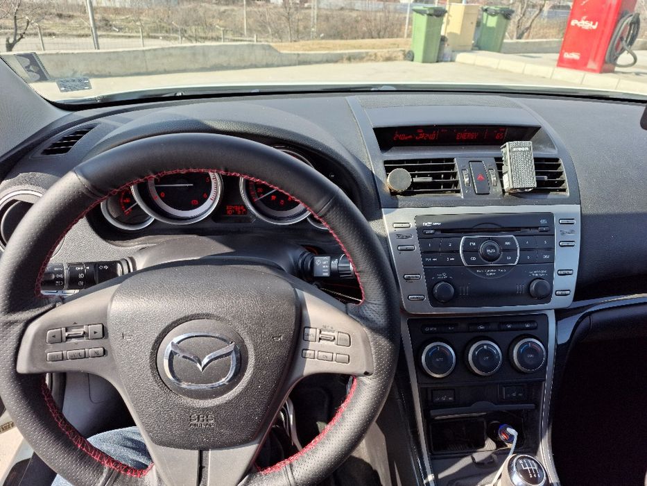 Мазда 6 2.0д 2009г.