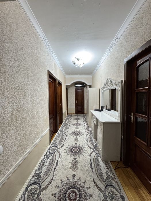 4 хонали уй шахар марказида. Бачафсил телефонда гаплашамиз