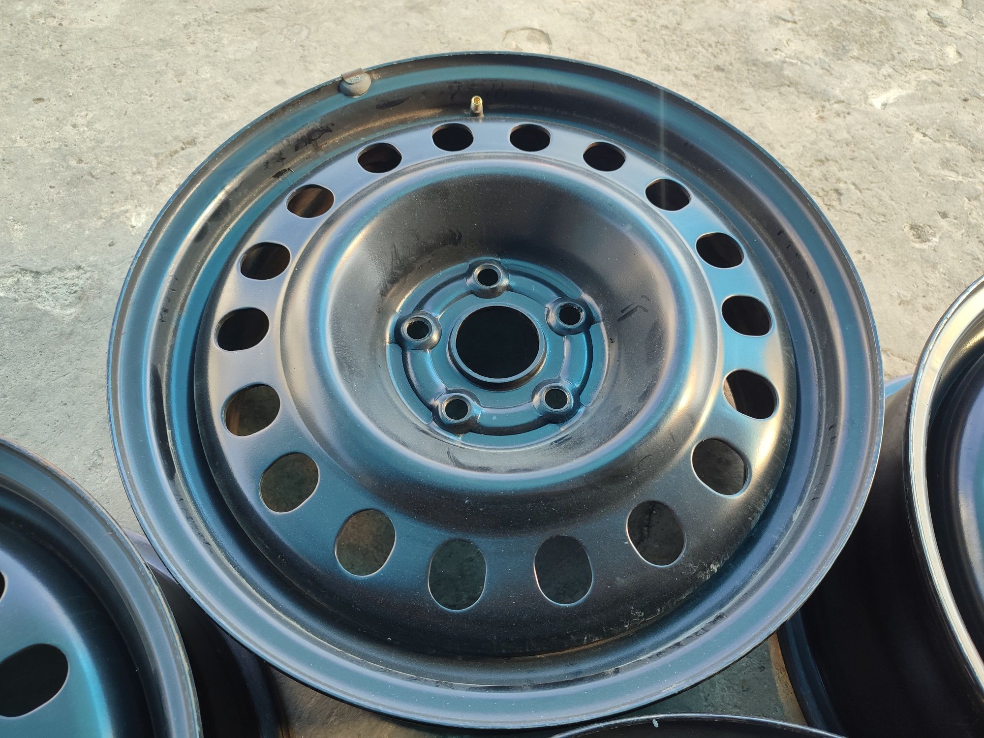 17" железни джанти за Vw Passat,Tiguan,Caddy,Golf...